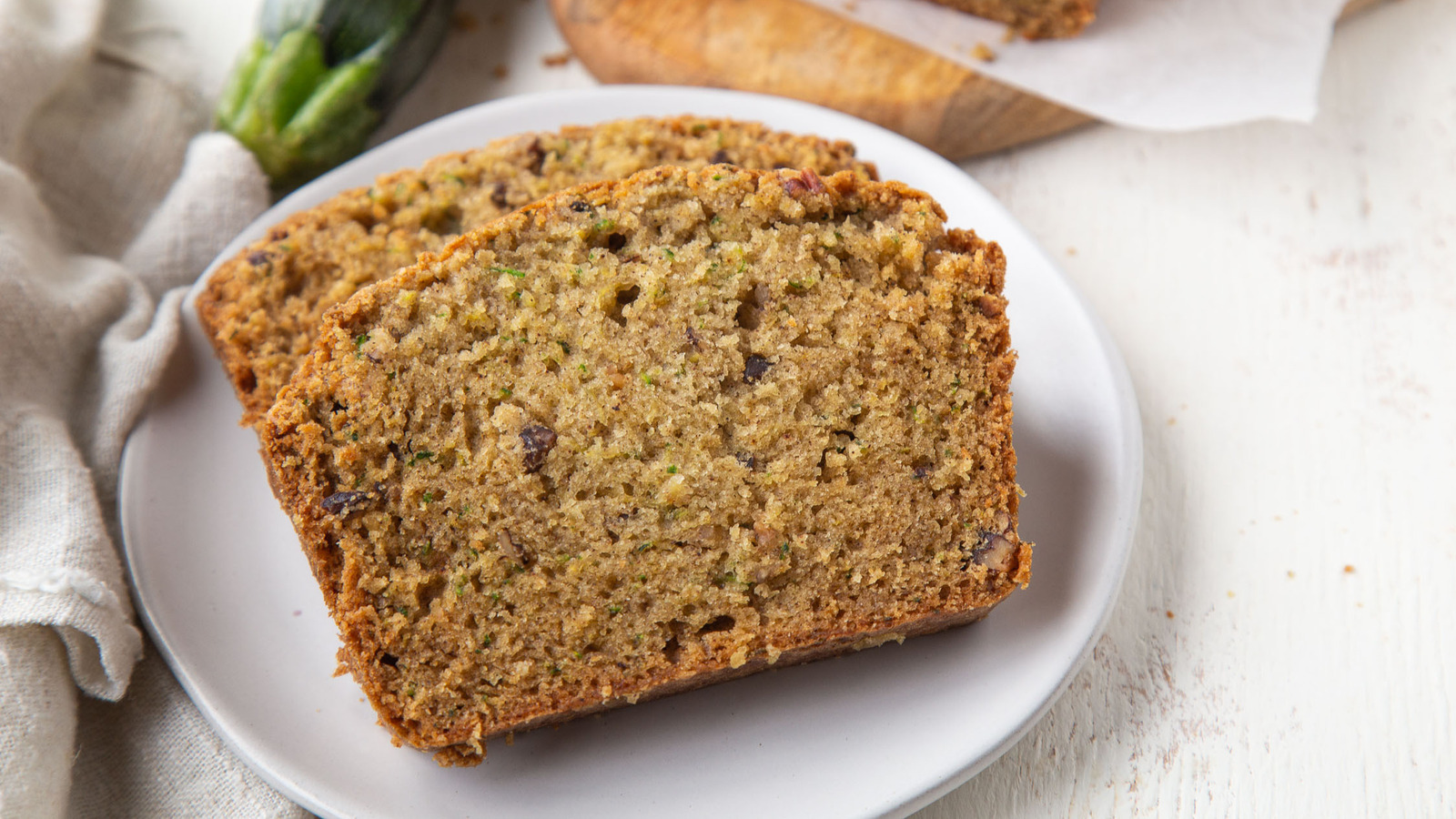 Classic Zucchini Bread Recipe: Easy, Moist, & Spice-Filled